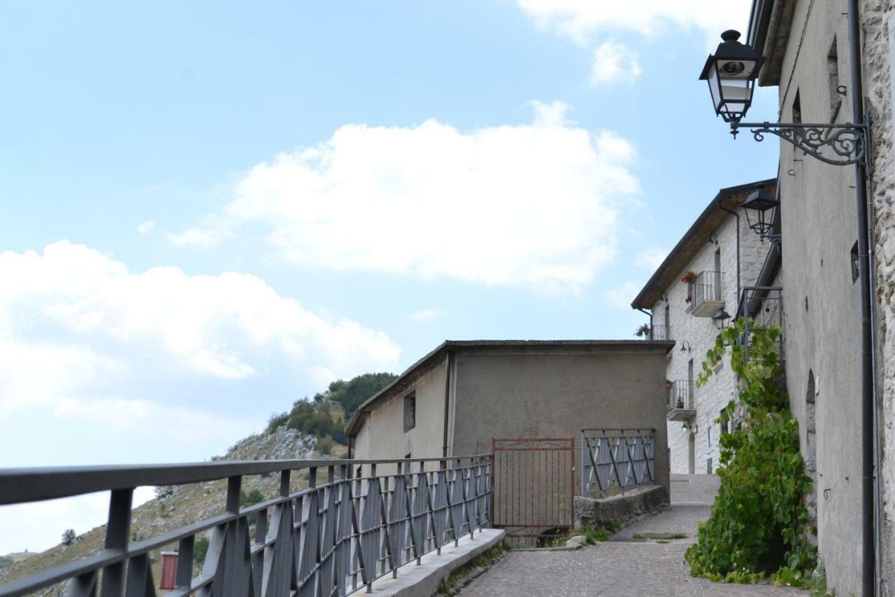B&B La Casa Vecchia Gallo (Caserta) Exterior foto